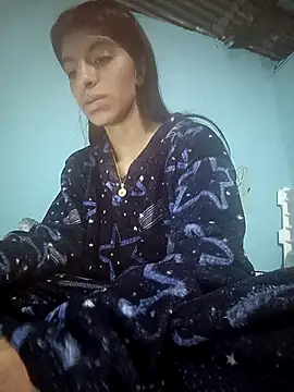Snapshot of Ariell_Kieran chatting on 05/05/26, 02:58 Ariell Kieran online show from 05/05/26, 02:58