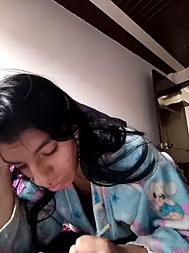 Snapshot of Ariell_Kieran chatting on 03/13/25, 10:21 Ariell Kieran online show from 03/13/25, 10:21