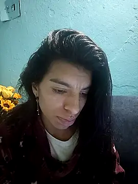 Ariell Kieran online show from 10/30/25, 08:56