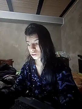 Snapshot of Ariell_Kieran chatting on 10/11/25, 05:52 Ariell Kieran online show from 10/11/25, 05:52