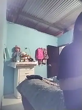 Ariell Kieran online show from 04/12/26, 10:13