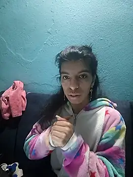 Ariell Kieran online show from 11/14/25, 12:14