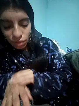 Ariell Kieran online show from 11/28/25, 03:17