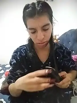 Snapshot of Ariell_Kieran chatting on 07/14/26, 05:23 Ariell Kieran online show from 07/14/26, 05:23