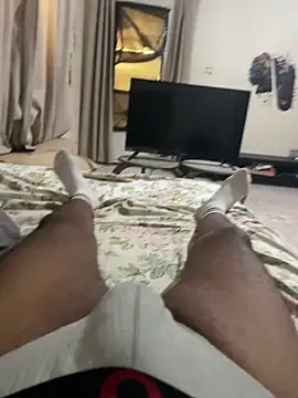 Snapshot of moira_xz chatting on 11/15/25, 09:13 moira xz online show from 11/15/25, 09:13