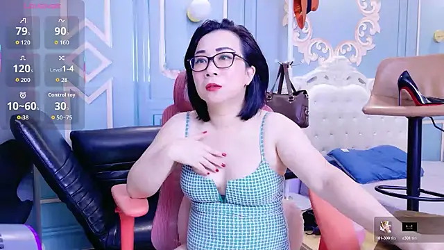 LucianaMe online show from 06/04/26, 03:00