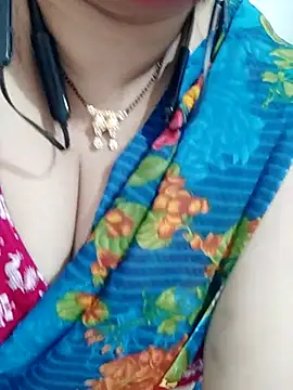 Snapshot of o-radha chatting on 02/12/25, 02:35 o-radha online show from 02/12/25, 02:35