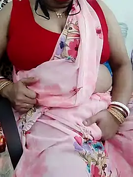 Snapshot of o-radha chatting on 02/16/25, 08:00 o-radha online show from 02/16/25, 08:00