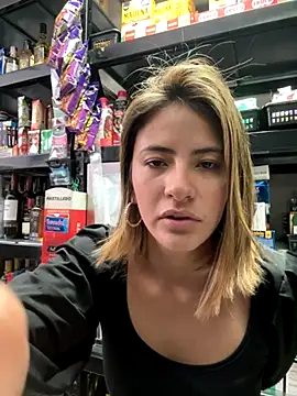 Andrea18 blonde online show from 10/26/25, 03:56