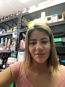 Andrea18 blonde online show from 11/23/25, 03:33