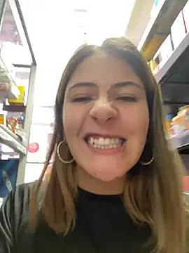 Snapshot of Andrea18_blonde chatting on 02/26/26, 03:45 Andrea18 blonde online show from 02/26/26, 03:45