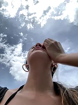 Andrea18 blonde online show from 10/19/25, 05:37