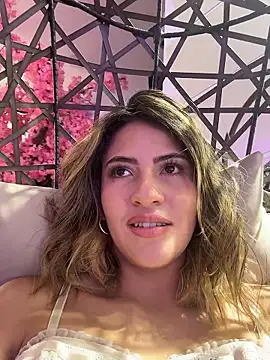 Snapshot of Andrea18_blonde chatting on 01/18/26, 03:15 Andrea18 blonde online show from 01/18/26, 03:15