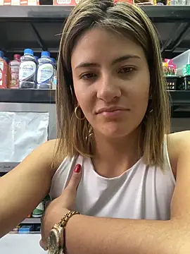 Andrea18 blonde online show from 12/18/25, 03:05