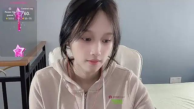 xunian71O online show from 02/11/26, 02:44