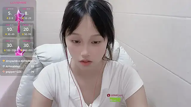 xunian71O online show from 03/16/25, 11:27