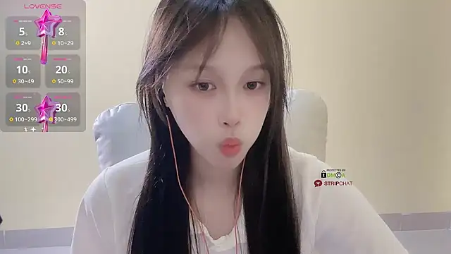 xunian71O online show from 04/27/26, 06:33