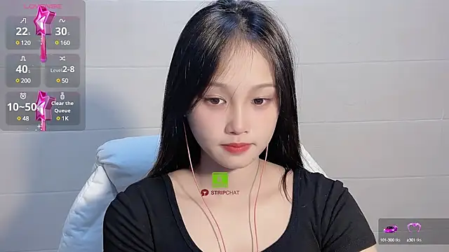 xunian71O online show from 02/16/25, 06:54