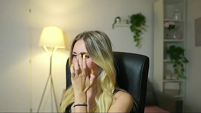 Snapshot of catecrago_ chatting on 09/09/25, 07:51 catecrago online show from 09/09/25, 07:51