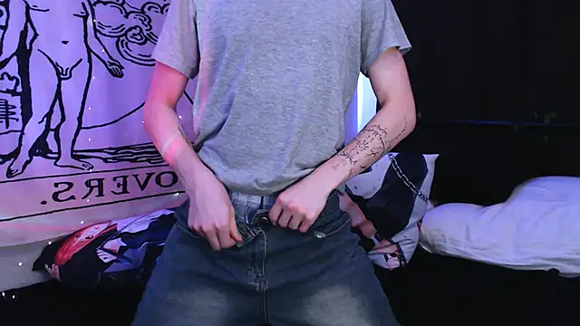 rennnuts online show from 02/26/25, 01:11