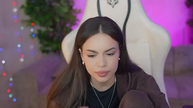 Milana angell online show from 03/21/25, 08:17