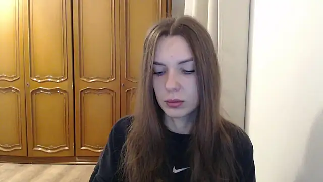 aurora lust online show from 11/12/25, 06:28