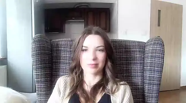 aurora lust online show from 03/04/25, 10:46