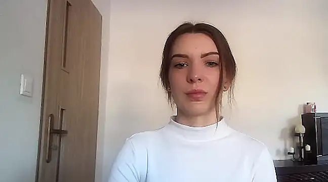 aurora lust online show from 03/18/25, 07:44