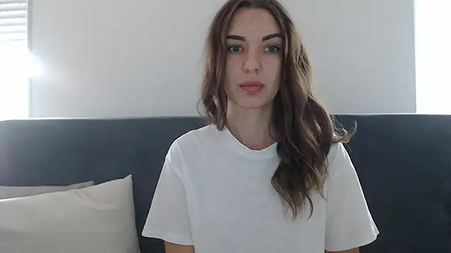 aurora lust online show from 09/15/25, 05:30