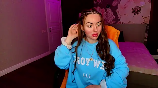 MissisCaty online show from 04/18/26, 02:36