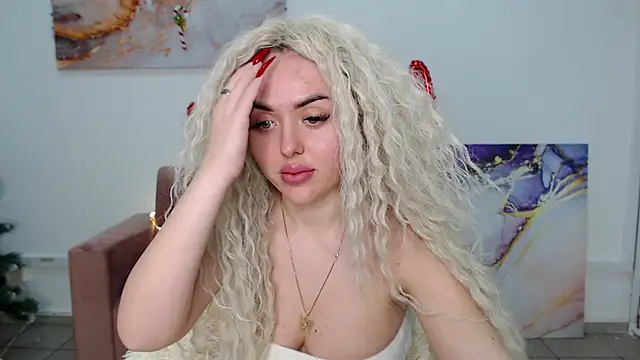 Snapshot of MissisCaty chatting on 02/22/25, 04:51 MissisCaty online show from 02/22/25, 04:51