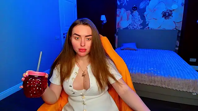MissisCaty online show from 07/13/26, 08:19