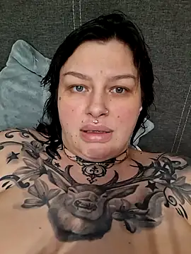 CannabisQueenn online show from 04/03/26, 07:53