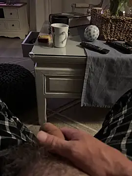 Avignon1963 online show from 04/14/26, 04:39