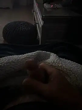 Avignon1963 online show from 04/13/26, 01:42