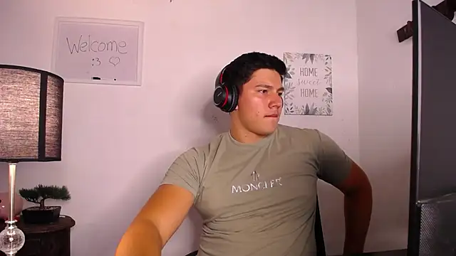 JamesCr  online show from 10/08/25, 02:46