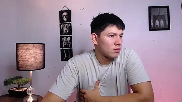 JamesCr  online show from 11/14/25, 10:46