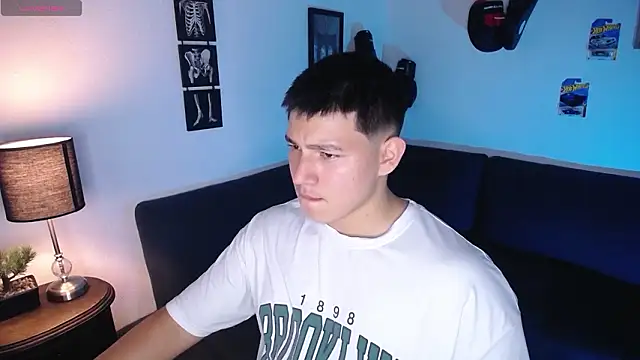 JamesCr  online show from 03/07/26, 01:56