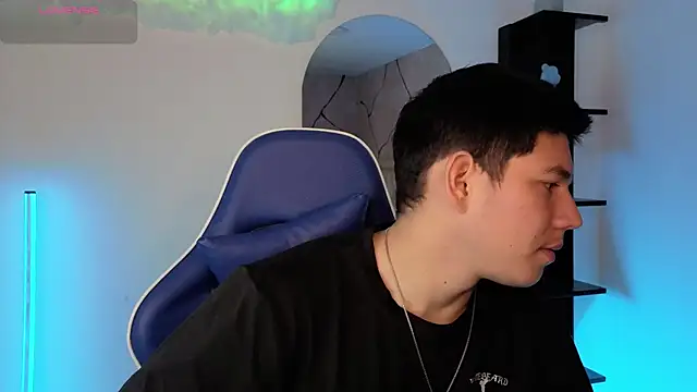 JamesCr  online show from 05/29/26, 12:22