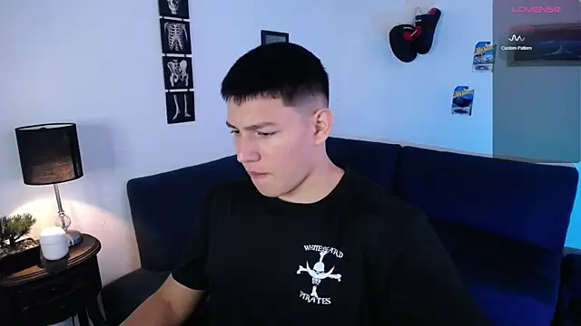 JamesCr  online show from 04/21/26, 01:07