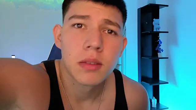JamesCr  online show from 06/04/26, 12:43