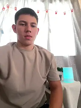 JamesCr  online show from 02/19/25, 02:22