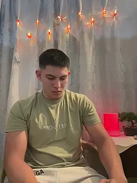 JamesCr  online show from 02/10/25, 01:35