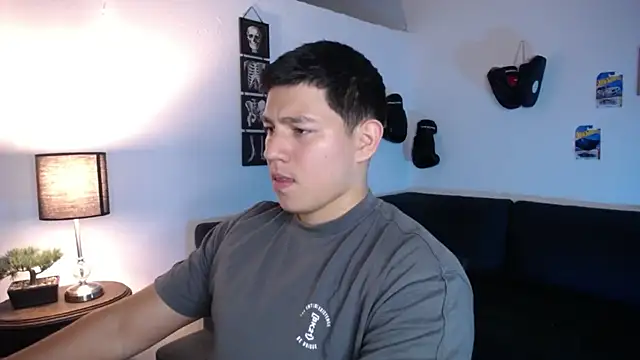 JamesCr  online show from 03/27/26, 03:48