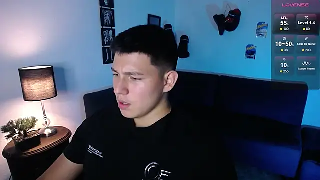 JamesCr  online show from 04/08/26, 02:02