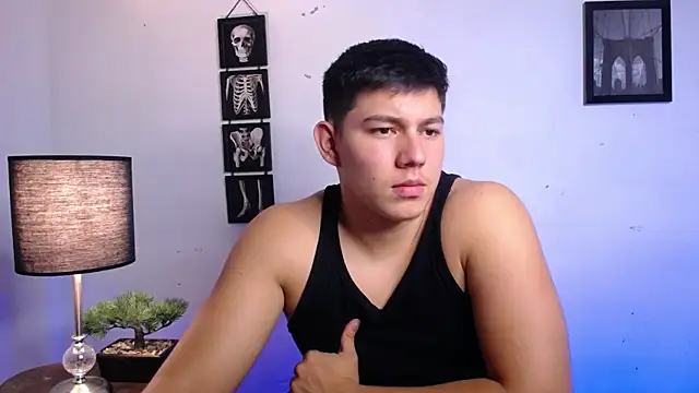 JamesCr  online show from 11/08/25, 12:03