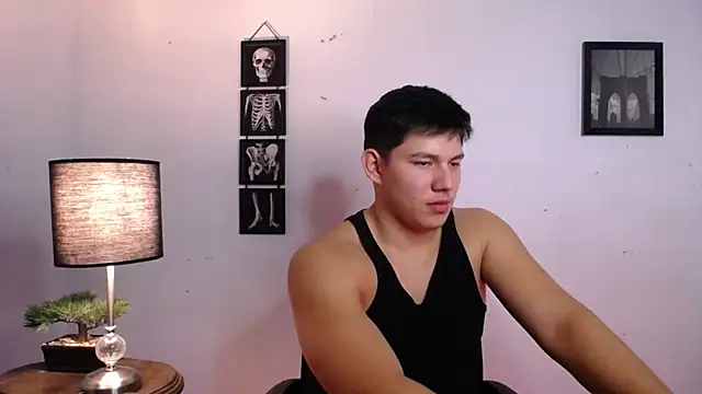 JamesCr  online show from 11/17/25, 11:42