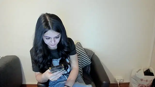 NicoleKatee online show from 02/03/26, 01:49