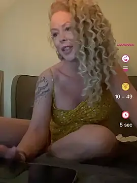 skyetaylor online show from 04/29/26, 02:54