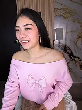 Snapshot of TayylorSexx chatting on 06/19/26, 07:14 TayylorSexx online show from 06/19/26, 07:14